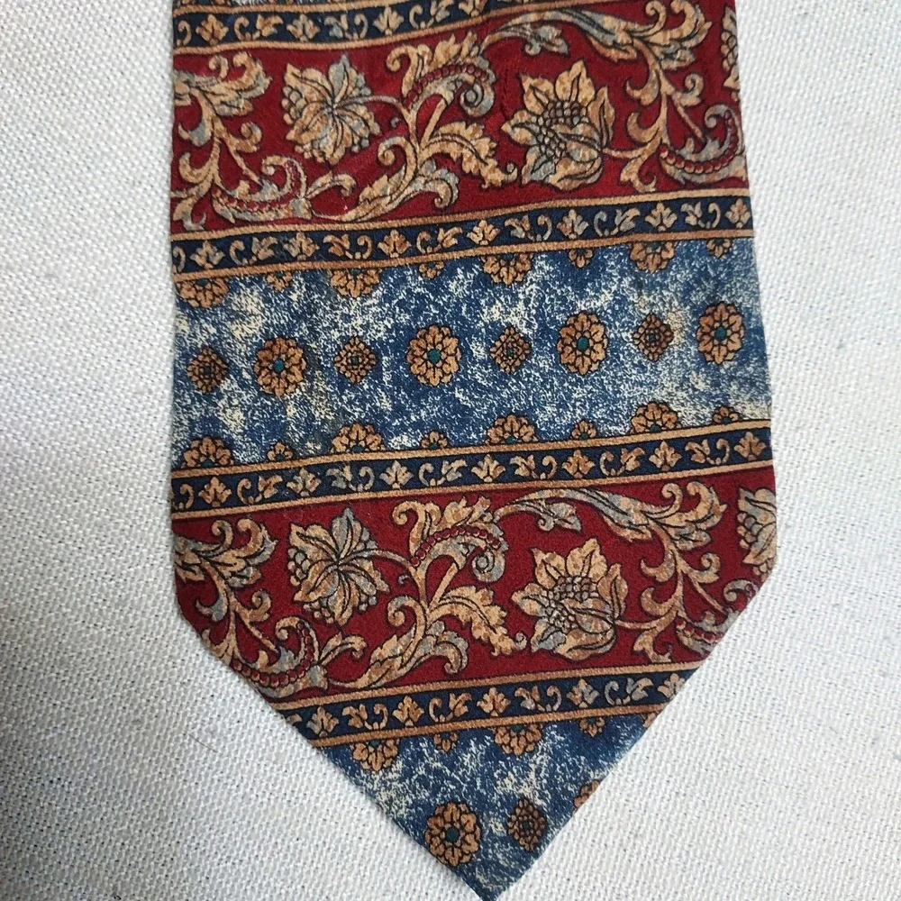 Metropolitan Museum of Art‎ Silk Tie Floral Burgundy Blue Mens Necktie